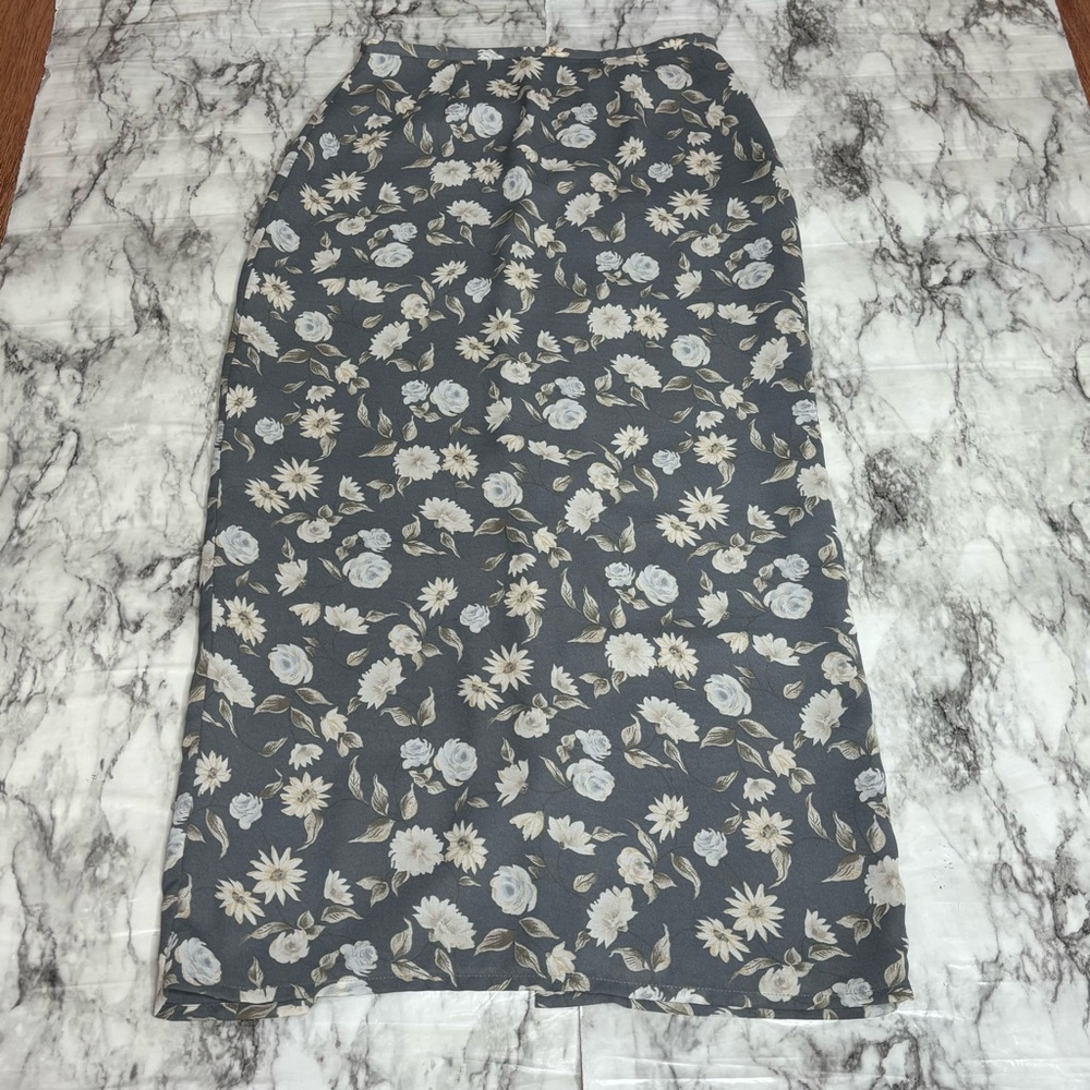 Vintage Old Navy Floral Midi Skirt y2k 90s boho Gray blue Cream size 4